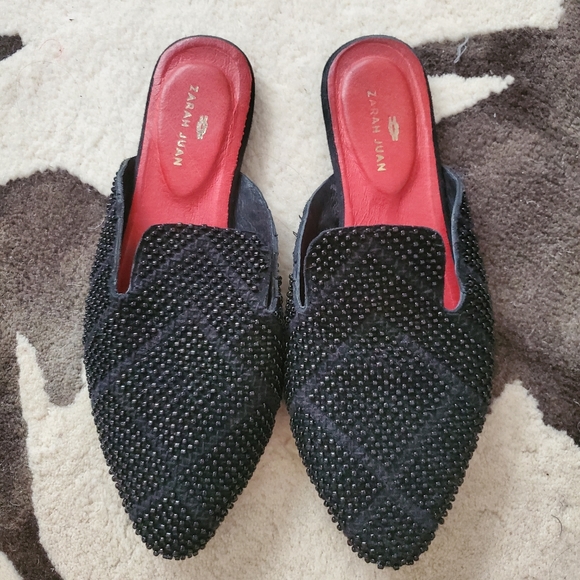 Zara Juan handcrafted beaded mules in black. Size 8 - Picture 2 of 4